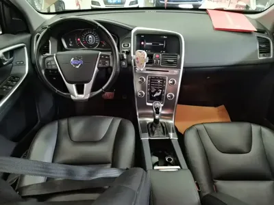 Volvo XC60 (Import)
