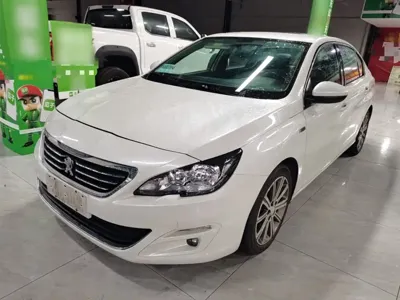 Peugeot 408