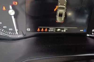 Roewe RX8