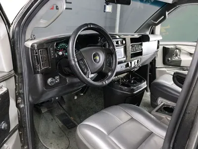 Chevrolet Express Van