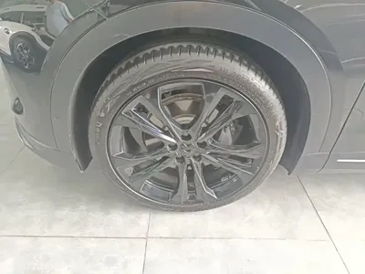 Nio EC7