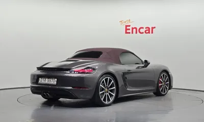 Porsche 718