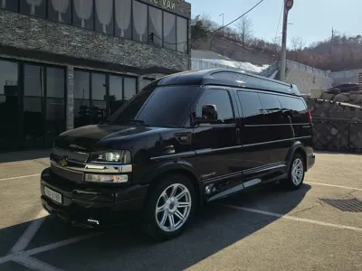 Chevrolet Express Van