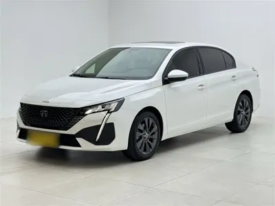 Peugeot 408