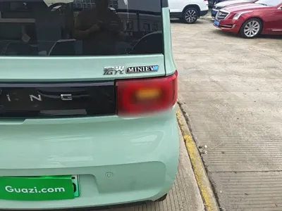 Wuling MINIEV