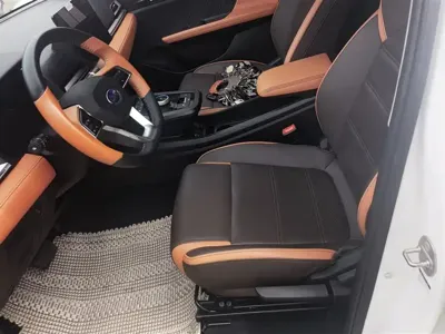 BYD e2
