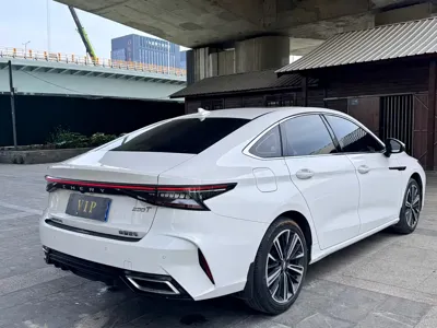 Chery Arrizo 8
