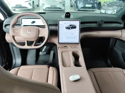 Nio EC6