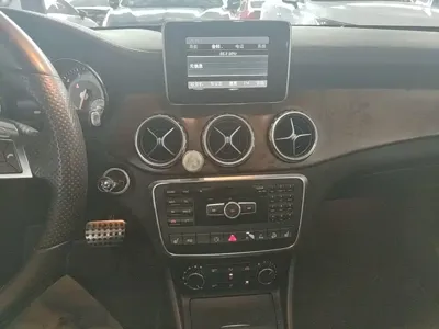 Mercedes-Benz GLA (Import)