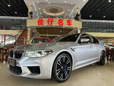 BMW M5