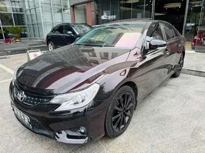 Toyota Reiz