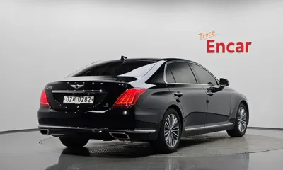 Genesis EQ900