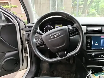 Qoros Qoros 3
