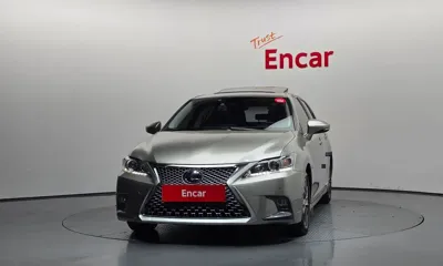 Lexus CT200h