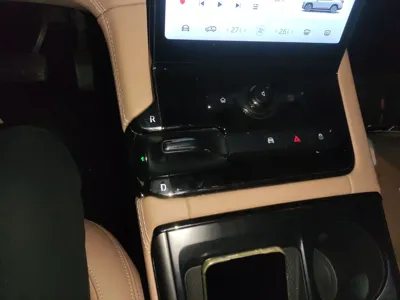 Nio ES8