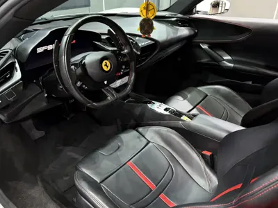 Ferrari SF90