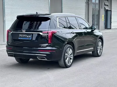 Cadillac XT6