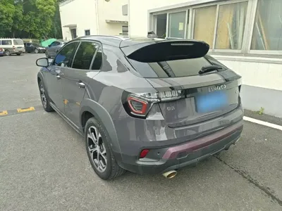 Lynk & Co 02