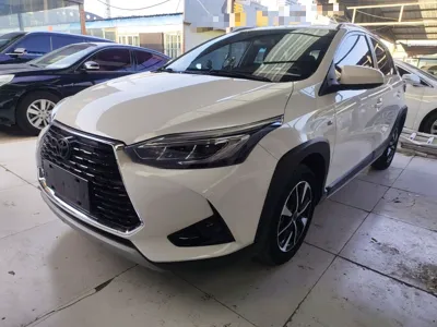 Toyota YARiS L Zhi Xuan