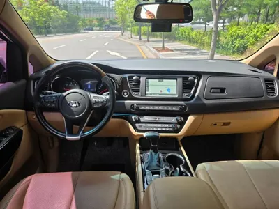 Kia Canival