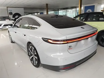 Nio ET7