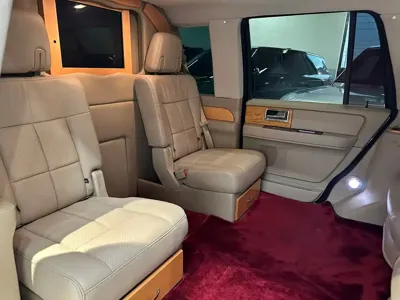 Lincoln Navigator