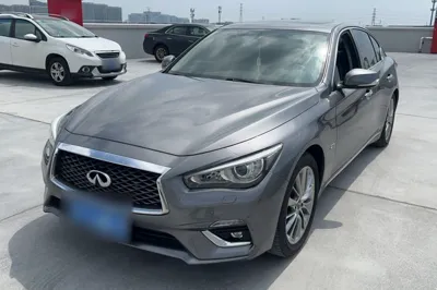 Infiniti Q50L