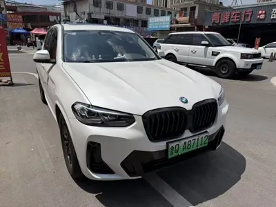 BMW iX3