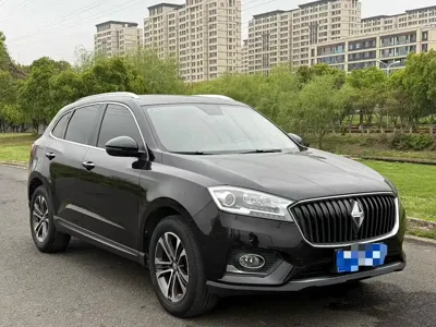 Borgward BX7