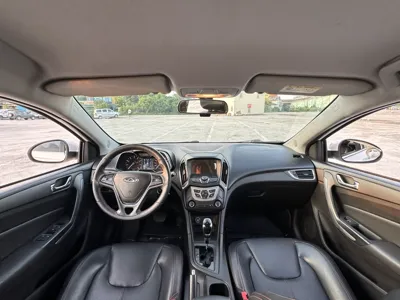 Chery Arrizo 5