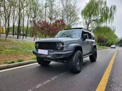 Tank Tank 300