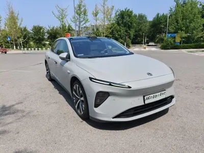 Nio ET7