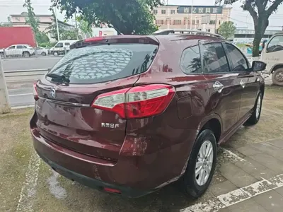 Venucia T70