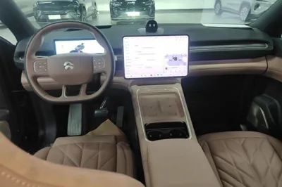 Nio EC6