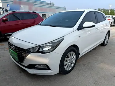 Hyundai Verna RV