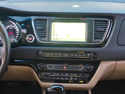 Kia Canival