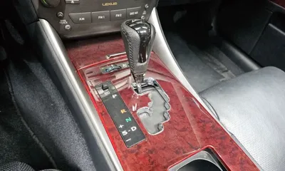 Lexus IS