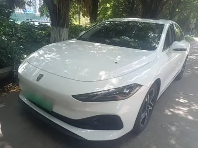 Roewe D7