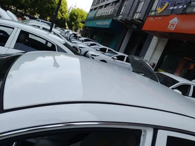 Dongfeng Aeolus E70