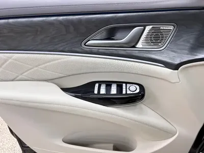 Denza Denza D9