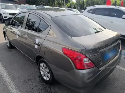 Nissan Sunny