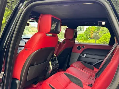 Land Rover Sport