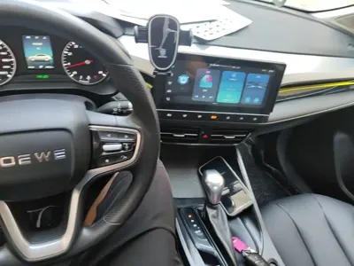 Roewe i5