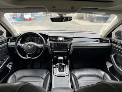 Volkswagen Phideon