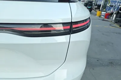 Nio ES8