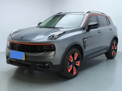 Lynk & Co 01