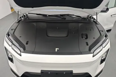 Nio EC6