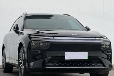 Xpeng G9