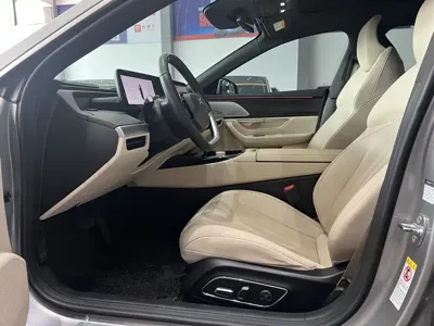 Xpeng P7