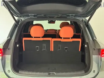 BYD Tang L